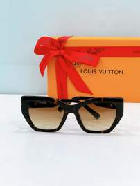 Picture of Louis Vuitton Sunglasses _SKUfw77361641fw